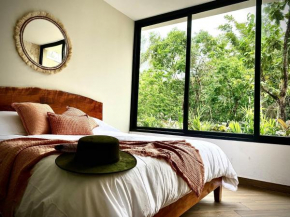 Luxury Jungle Suite